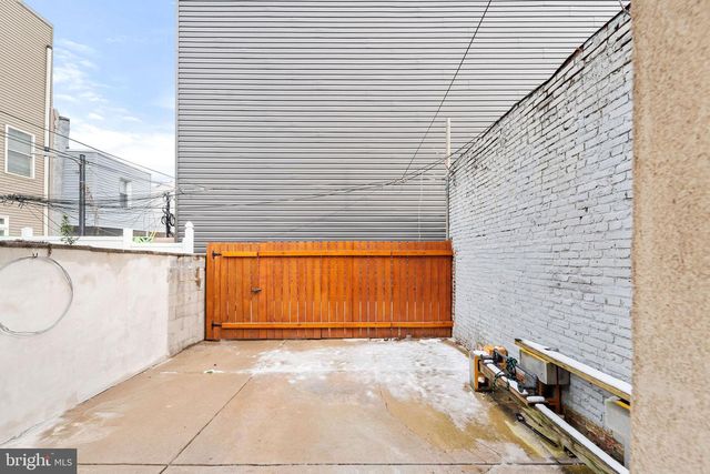 1241 S 22ND ST, Philadelphia, PA 19146