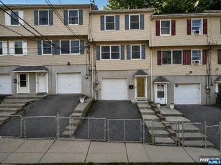 69 4th Street, Paterson, NJ 07522