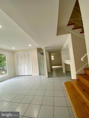 2209 MARK CT, Silver Spring, MD 20910