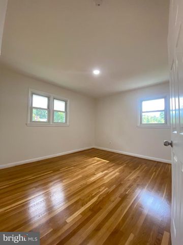 2209 MARK CT, Silver Spring, MD 20910