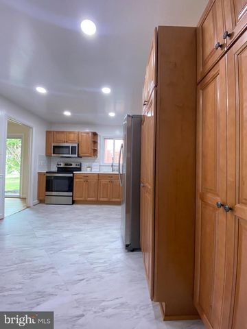 2209 MARK CT, Silver Spring, MD 20910