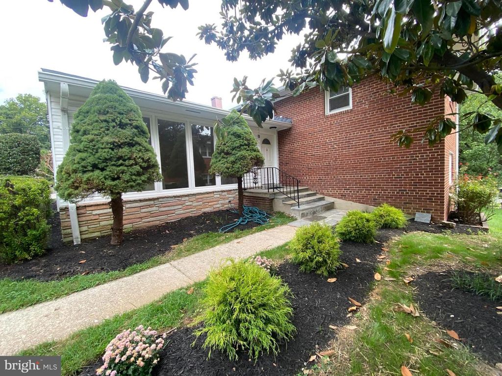 2209 MARK CT, Silver Spring, MD 20910