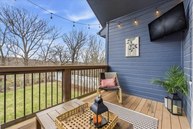 211 PARKWILD Drive, Council Bluffs, IA 51503