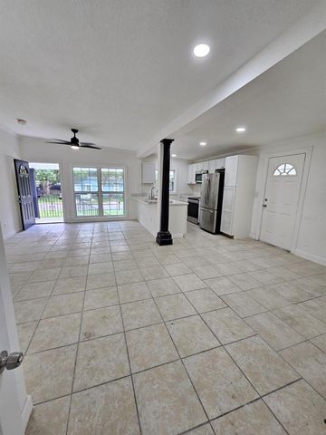 7614 BELL BOULEVARD, Orlando, FL 32810