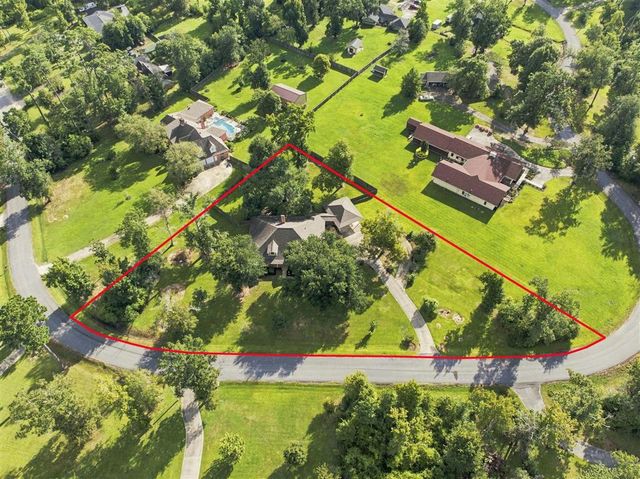 438 Santa Anna Drive, Lake Charles, LA 70611