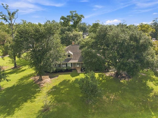 438 Santa Anna Drive, Lake Charles, LA 70611