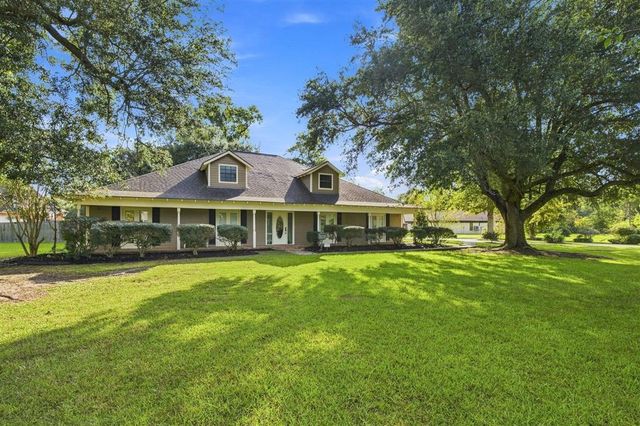 438 Santa Anna Drive, Lake Charles, LA 70611