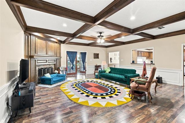 438 Santa Anna Drive, Lake Charles, LA 70611