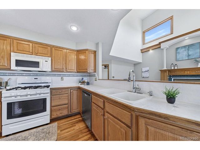 9920 Glenellen Dr, Peyton, CO 80831