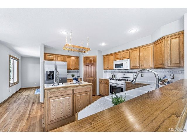 9920 Glenellen Dr, Peyton, CO 80831