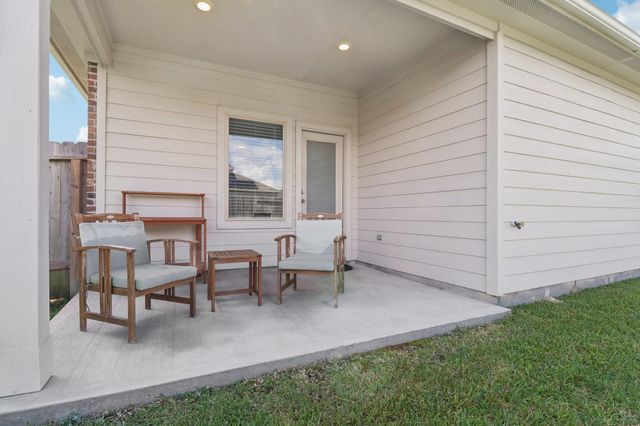 9862 Glen Brook Lane, Magnolia, TX 77354