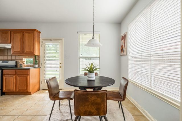 10004 Isle Royale WAY, Austin, TX 78747