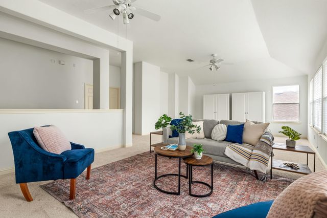 10004 Isle Royale WAY, Austin, TX 78747