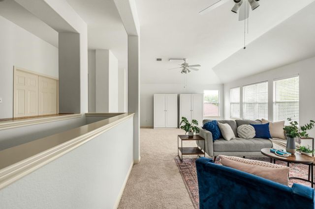 10004 Isle Royale WAY, Austin, TX 78747