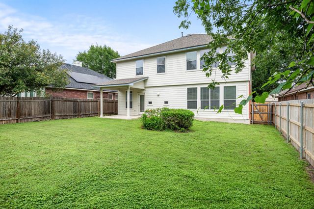 10004 Isle Royale WAY, Austin, TX 78747
