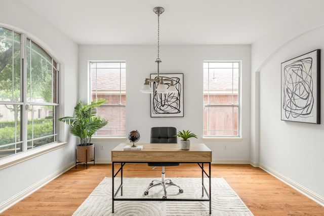 10004 Isle Royale WAY, Austin, TX 78747