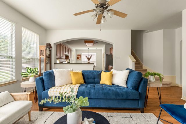 10004 Isle Royale WAY, Austin, TX 78747