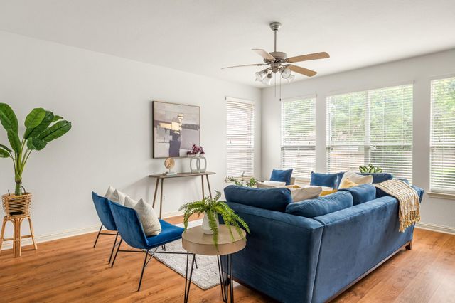 10004 Isle Royale WAY, Austin, TX 78747