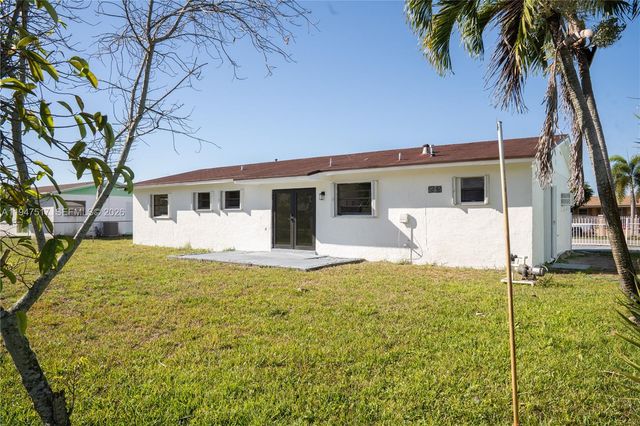 20025 NW 32nd Ct, Miami Gardens, FL 33056