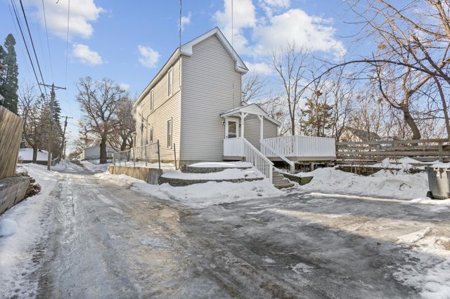 1111 28th Avenue NE, Minneapolis, MN 55418