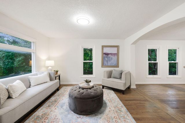 1111 28th Avenue NE, Minneapolis, MN 55418