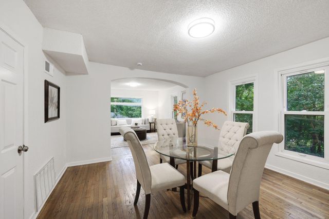 1111 28th Avenue NE, Minneapolis, MN 55418