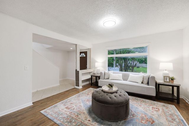 1111 28th Avenue NE, Minneapolis, MN 55418