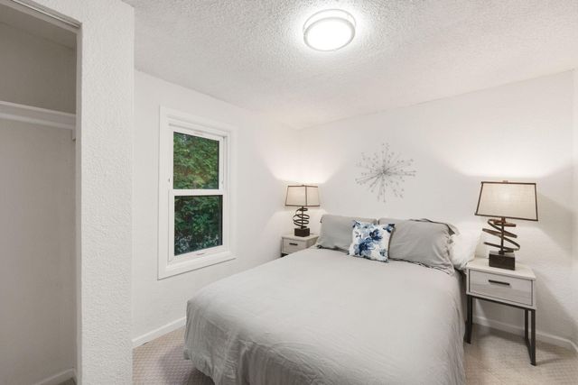 1111 28th Avenue NE, Minneapolis, MN 55418