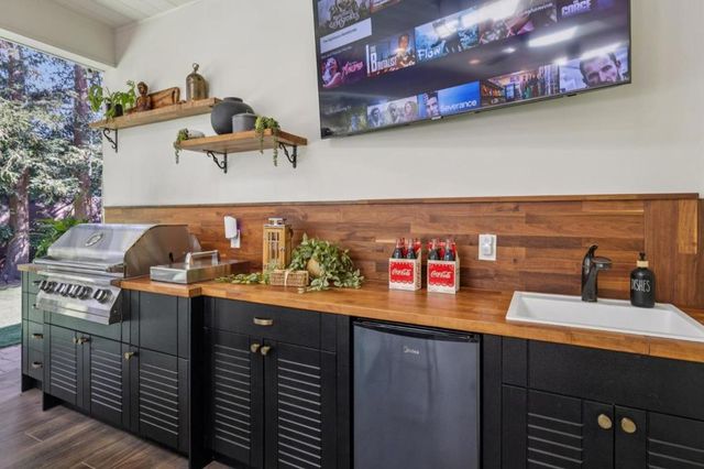 830 Monte Rosa Drive, Menlo Park, CA 94025