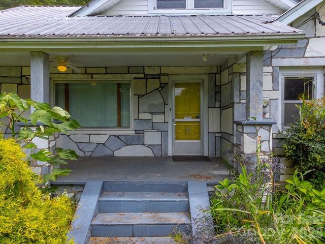 105 Marble Drive, Sylva, NC 28779