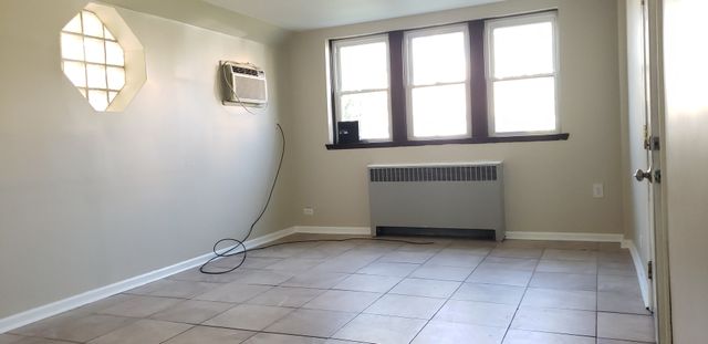 1906 Grove Avenue GARDEN, Berwyn, IL 60402