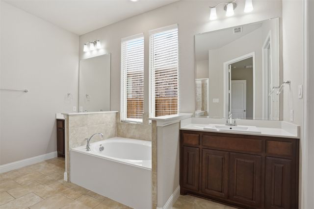 1808 Graham Way, Mansfield, TX 76063