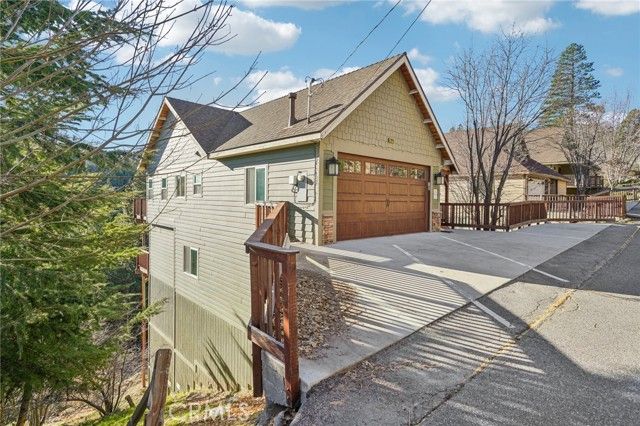 26845 Modoc Lane, Lake Arrowhead, CA 92352