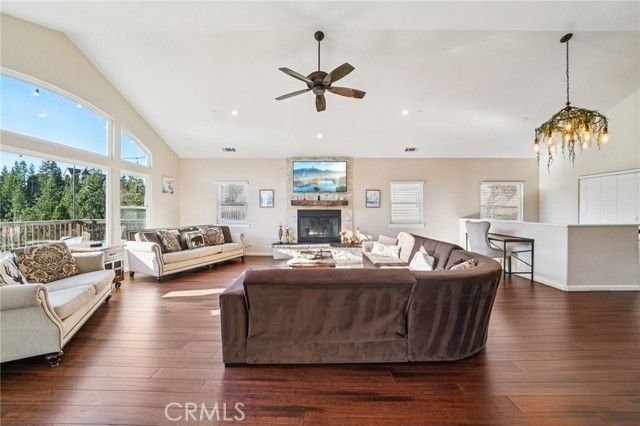 26845 Modoc Lane, Lake Arrowhead, CA 92352