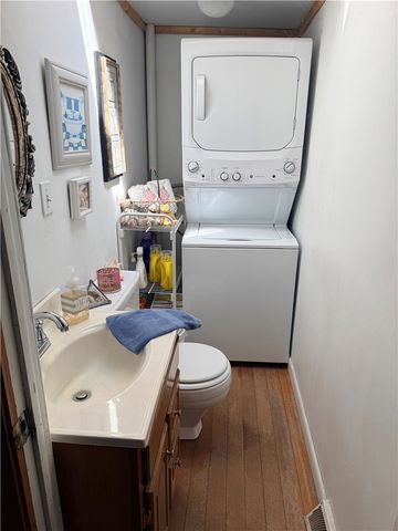 12 Allens Cove Road, Charlestown, RI 02813