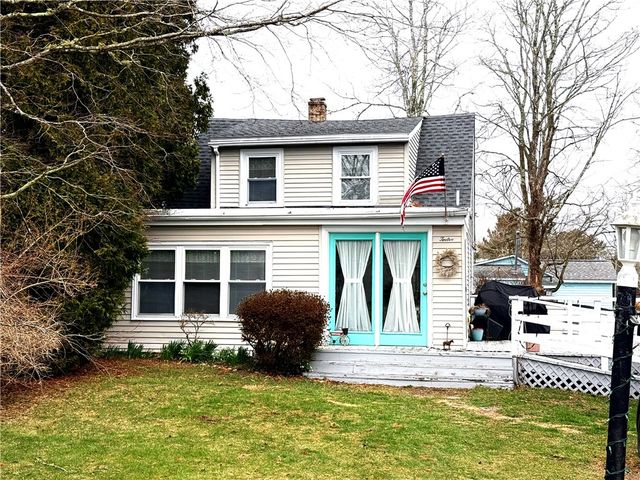 12 Allens Cove Road, Charlestown, RI 02813