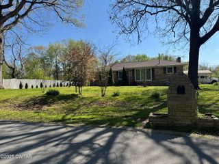 917 Columbia Ave, Centerville, TN 37033