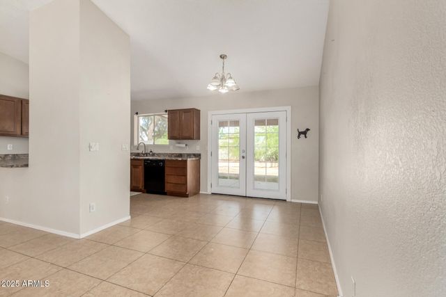 6420 E JENSEN Street, Mesa, AZ 85205