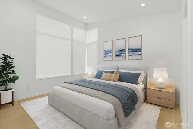 9215 NE 32nd Street, Clyde Hill, WA 98004