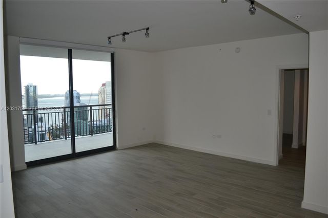999 SW 1st Ave 2517, Miami, FL 33130
