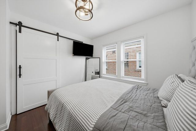 3432 Highland Avenue, Berwyn, IL 60402