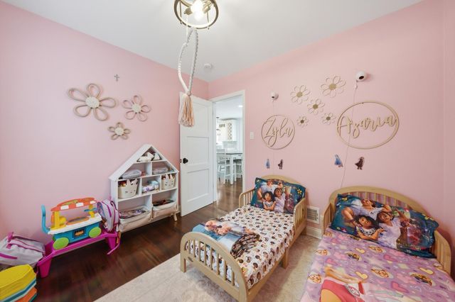3432 Highland Avenue, Berwyn, IL 60402