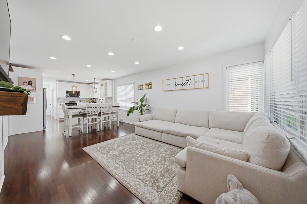 3432 Highland Avenue, Berwyn, IL 60402 — photo 4