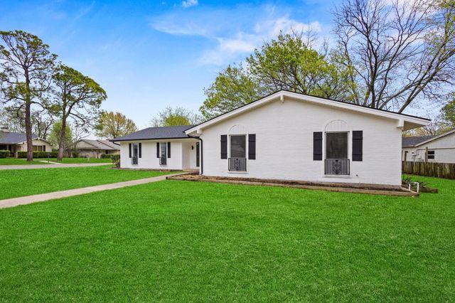 3009 Dover Drive, Sherman, TX 75092