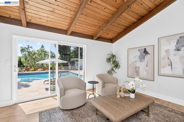 495 Adams Way, Pleasanton, CA 94566