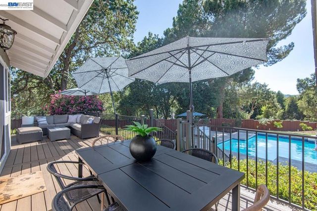 495 Adams Way, Pleasanton, CA 94566