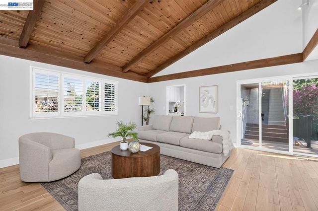 495 Adams Way, Pleasanton, CA 94566