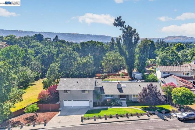 495 Adams Way, Pleasanton, CA 94566