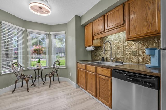 105 Hickory Dr., Conway, SC 29526