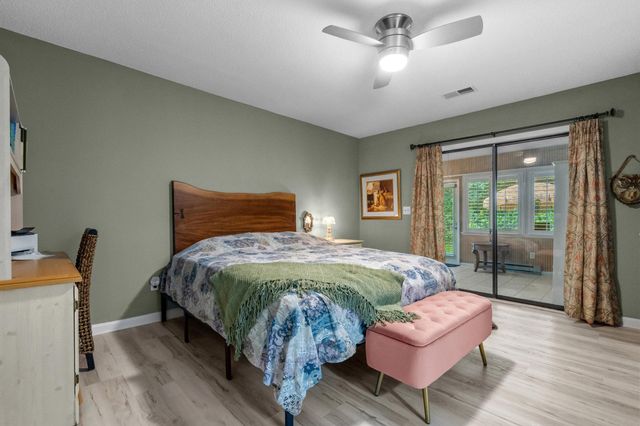 105 Hickory Dr., Conway, SC 29526